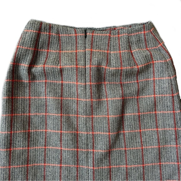 Harve Benard Sport Vintage Plaid Skirt size 8 Fringe gray and red stripes - Picture 4 of 8
